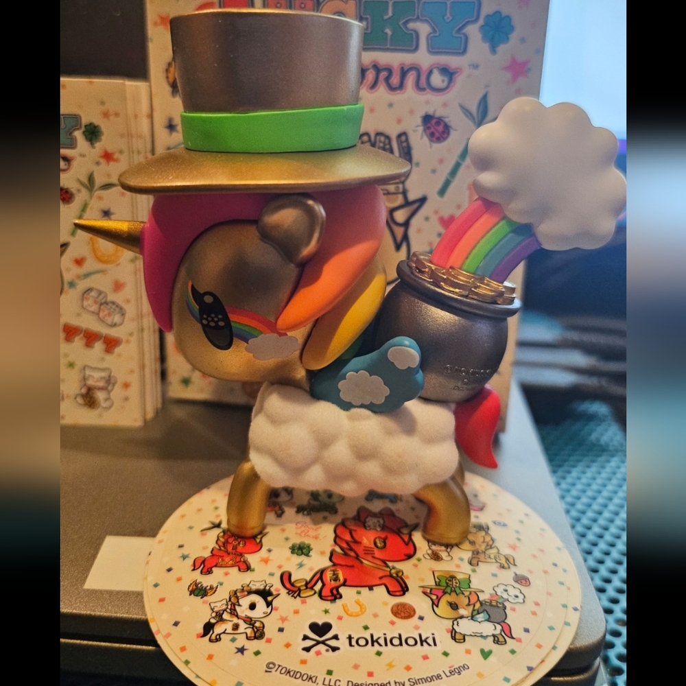 Lucky Charmer tokidoki Unicorno